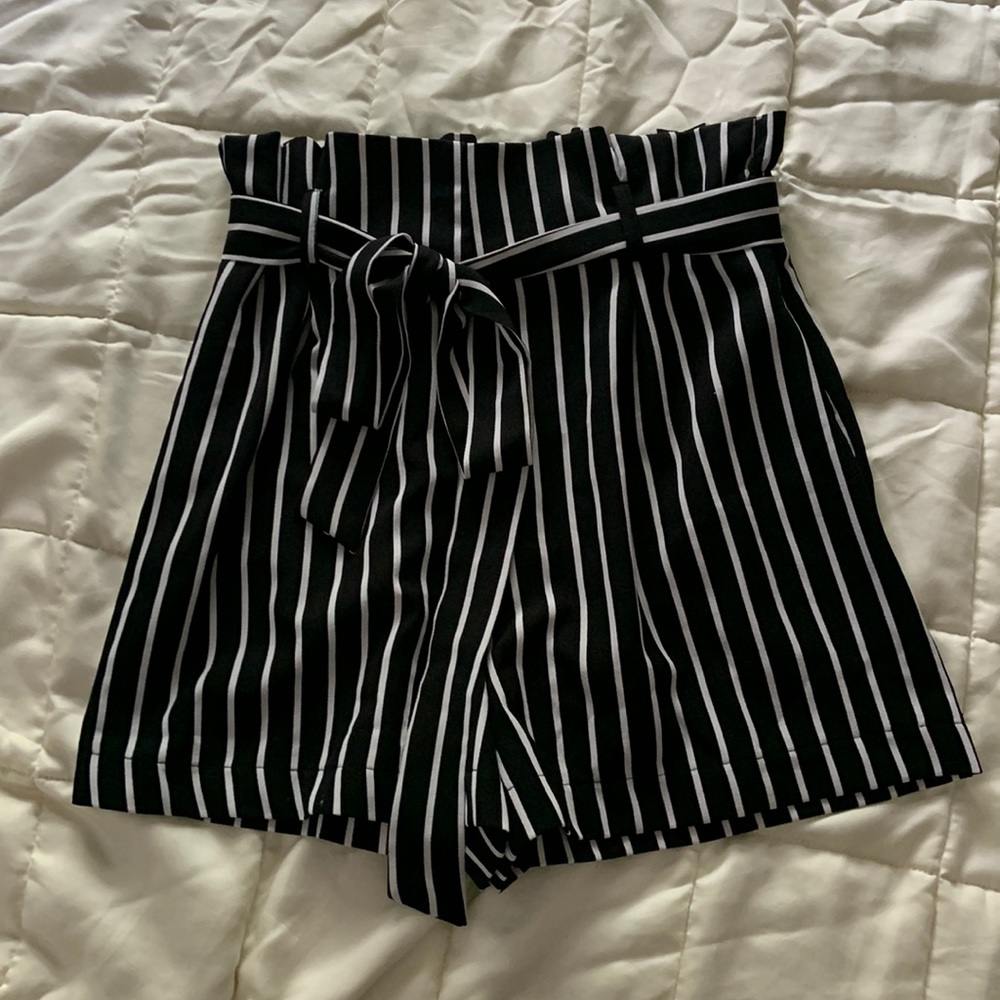 Black and white striped paperbag shorts